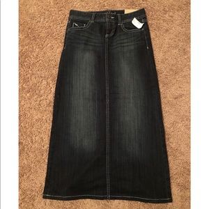 Dark denim long Maurices Skirt